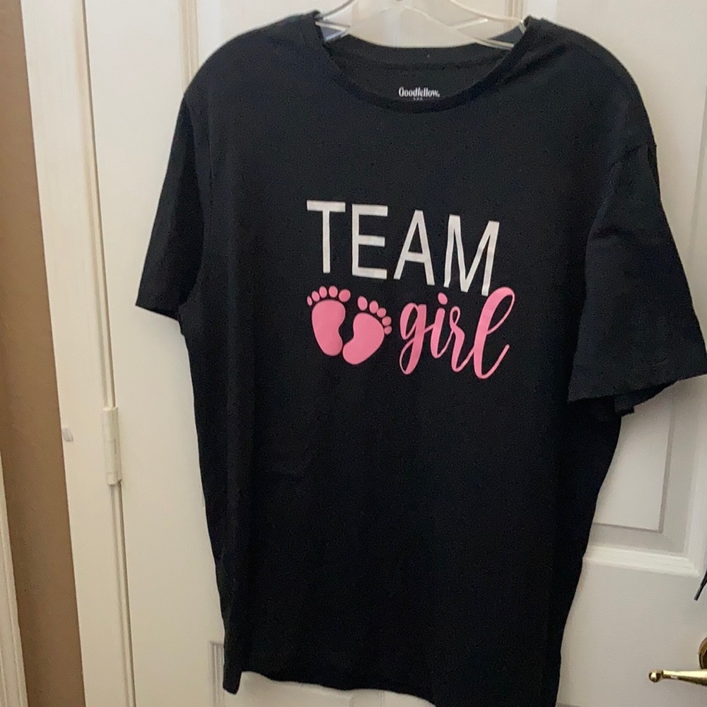 FINAL MARKDOWN Team girl tee large